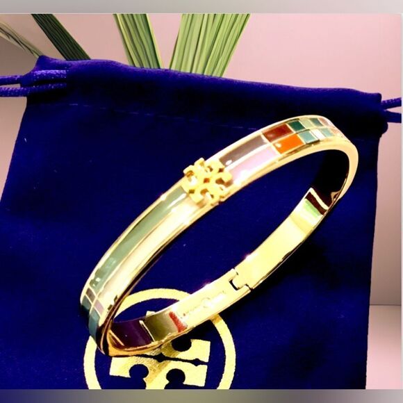 TORY BURCH MULTICOLORED LACQUERED ENAMEL LOGO BRACELET - Picture 1 of 7
